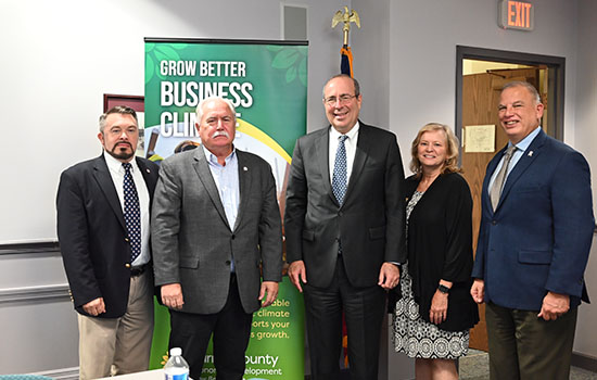 Federal Reserve Bank of Richmond President and CEO Barkin  Visits Carroll County